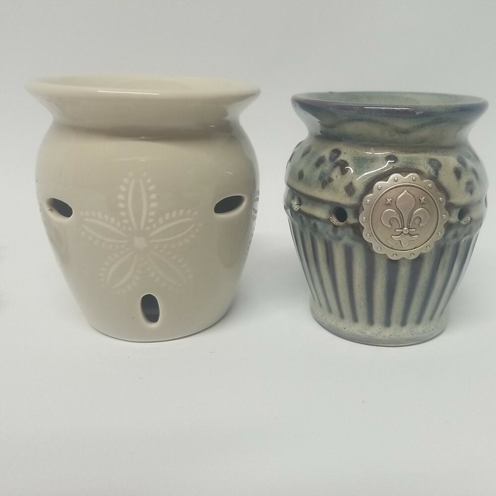 2 Scentsy Plug In Mini Nightlight Fragrance Warmers Sand Dollar Fleur De Lis